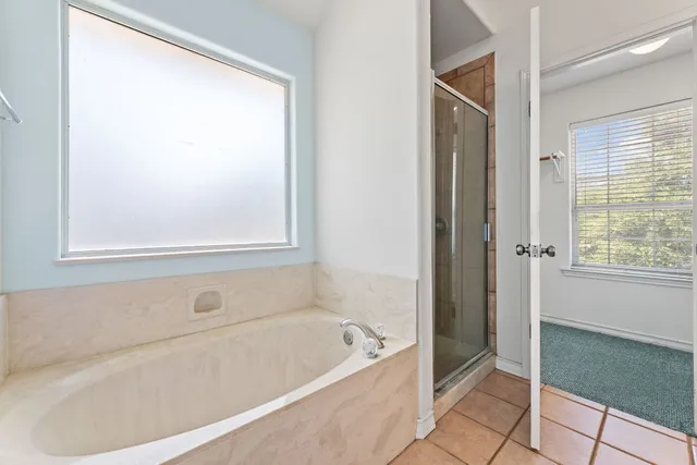 $439,999 | 18682 Champions Circle, Lago Vista, TX 78645