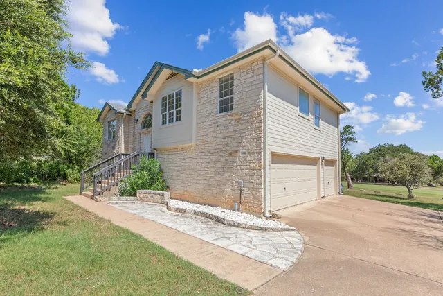 $439,999 | 18682 Champions Circle, Lago Vista, TX 78645