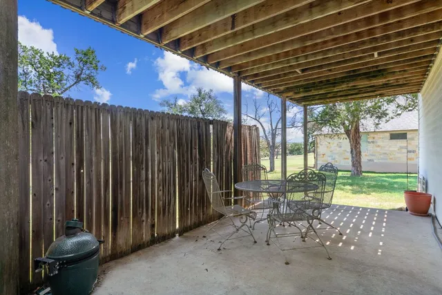 $439,999 | 18682 Champions Circle, Lago Vista, TX 78645