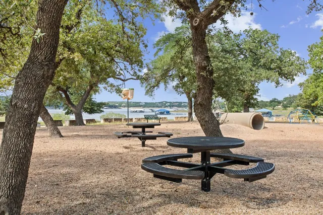 $439,999 | 18682 Champions Circle, Lago Vista, TX 78645