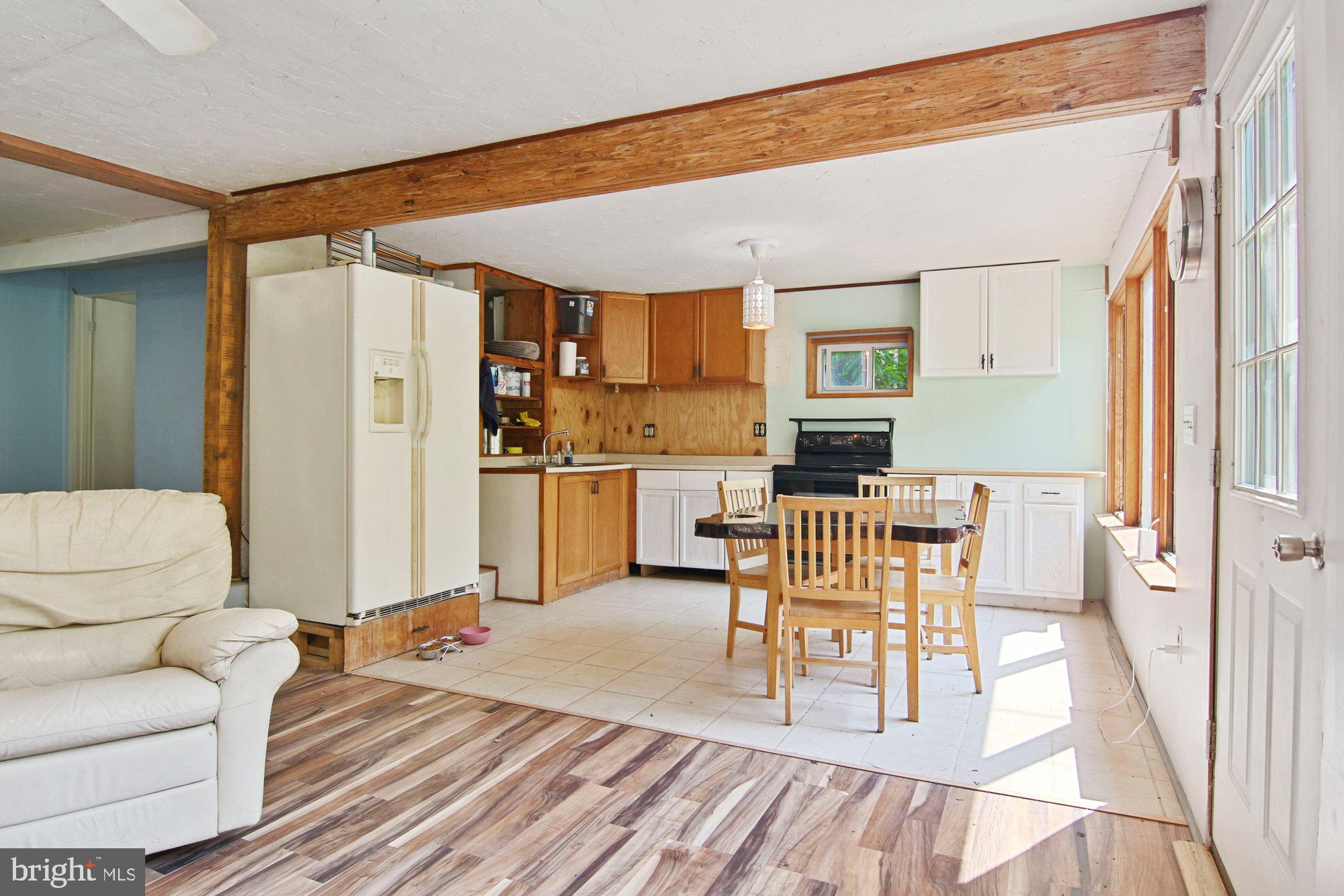 925 Wilhelm Road Harrisburg, PA 17109 - Photo 21 of 50 In Law Suite