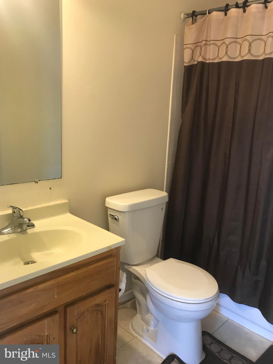 14660 Tynewick Terrace Silver Spring, MD 20906 - Photo 20 of 30 Full Bathroom Upper Level