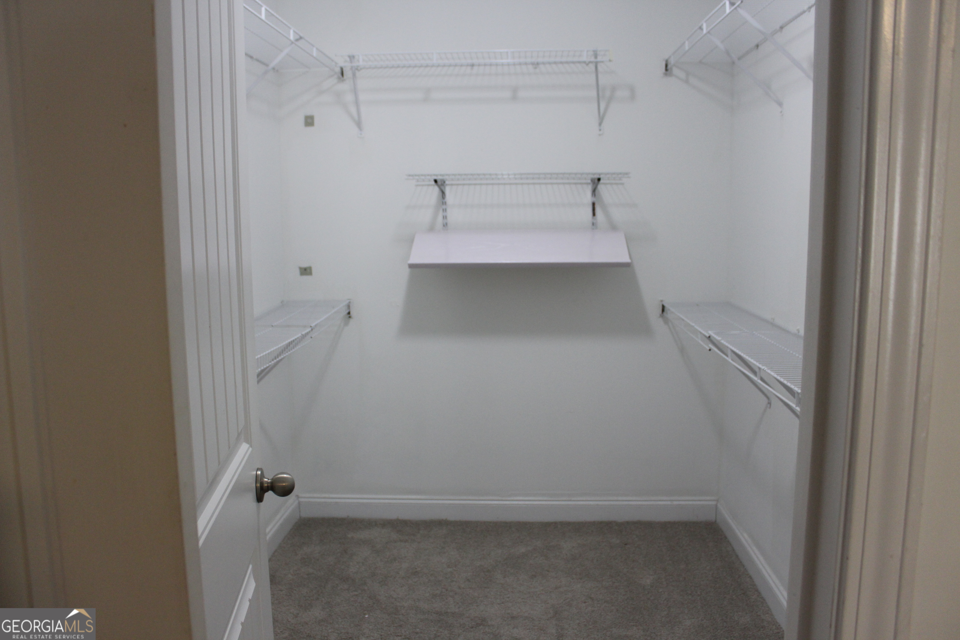 33 Lee Road Phenix City, AL 36870 - Photo 22 of 47 a view of walk in closet
