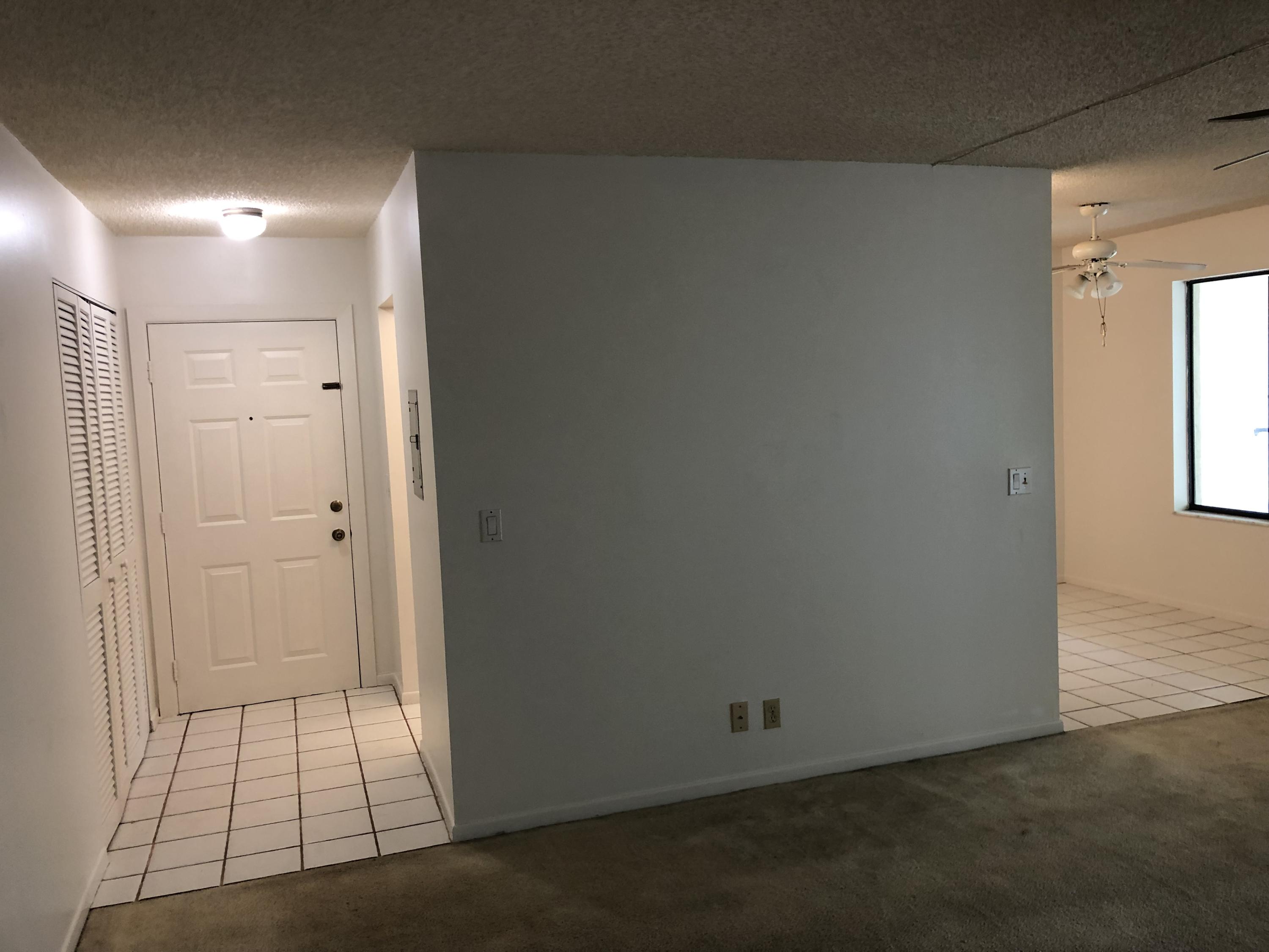 150 Pineview Road, Unit J5 Jupiter, FL 33469 - Photo 4 of 22 85FF445C-C8E3-4564-9F4E-1C68915632FD
