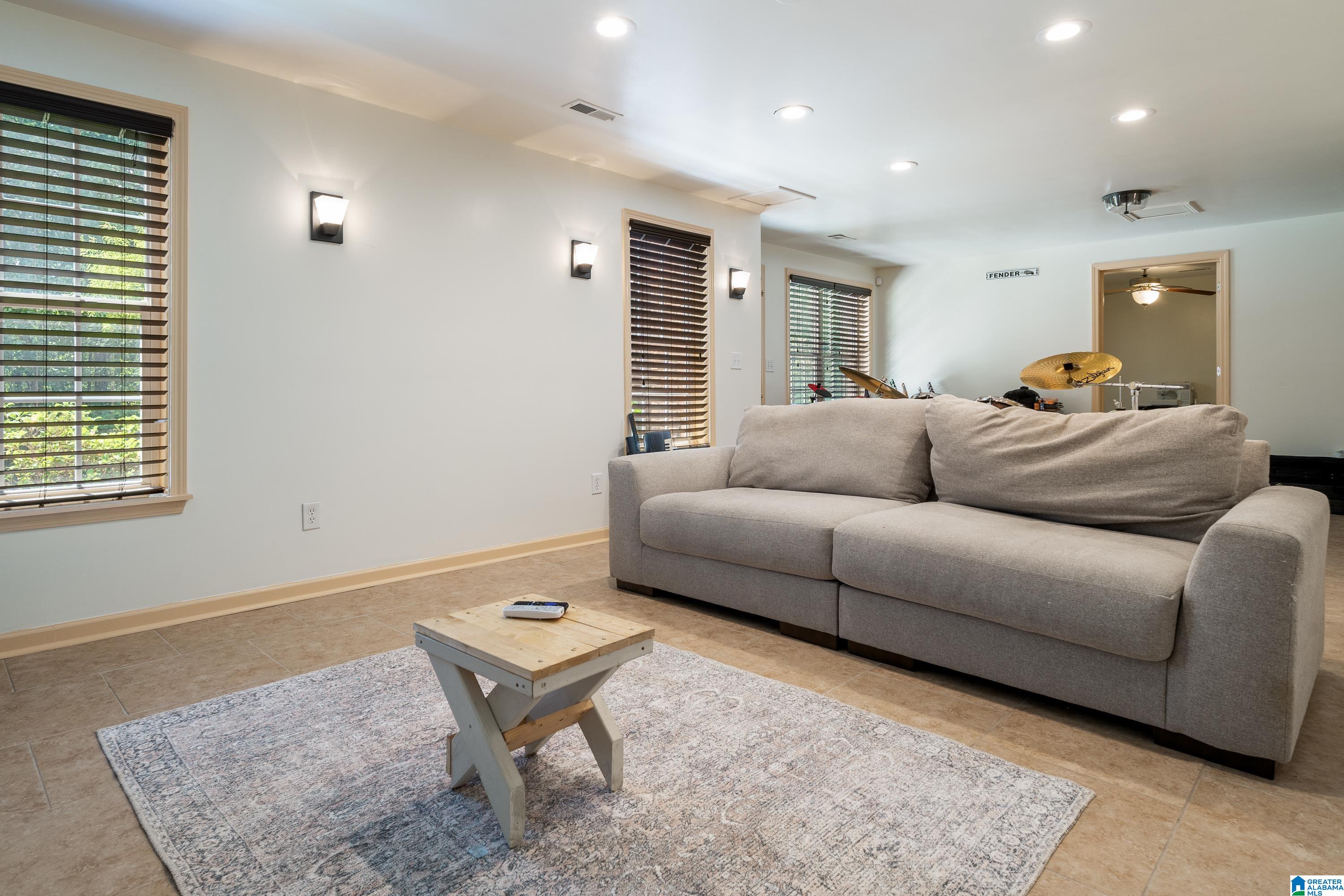 628 Meadow Ridge Drive Birmingham, AL 35242 - Photo 37 of 45