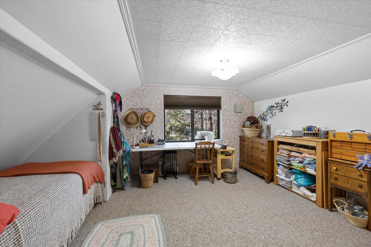 3455 Russell Road Grants Pass, OR 97526 - Photo 36 of 54 35-CI_6097