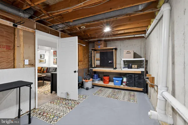 $304,900 | 10 Dovetree Drive, Newark, DE 19713