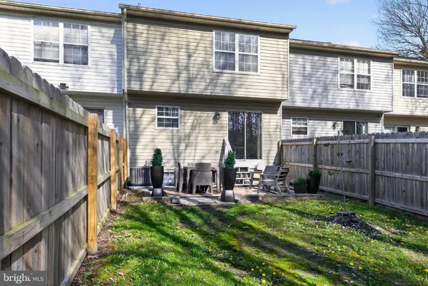 $304,900 | 10 Dovetree Drive, Newark, DE 19713