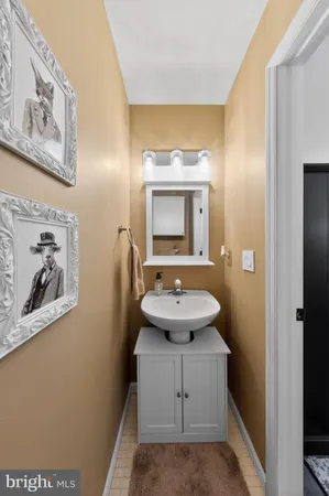 $304,900 | 10 Dovetree Drive, Newark, DE 19713