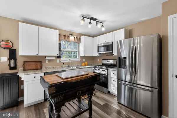 $304,900 | 10 Dovetree Drive, Newark, DE 19713