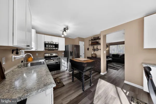 $304,900 | 10 Dovetree Drive, Newark, DE 19713