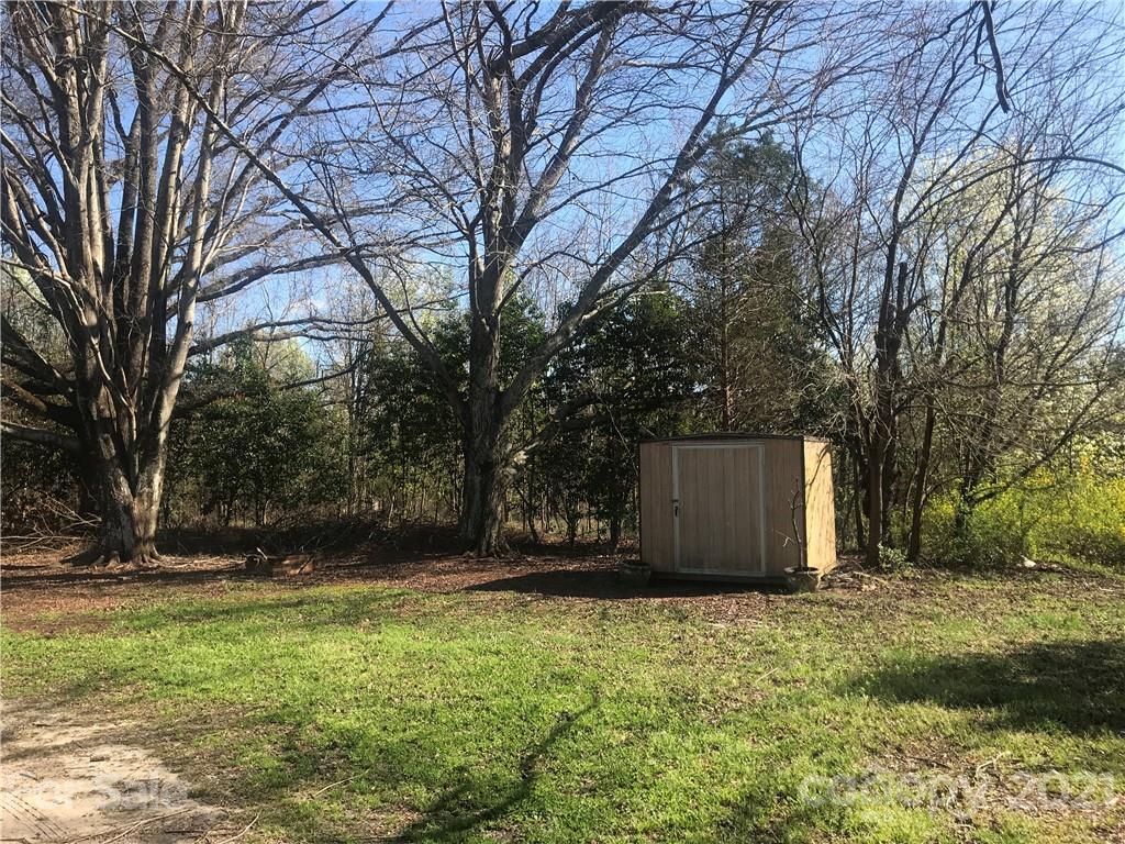 829 Withrow Road Forest City, NC 28043 - Photo 7 of 23 Gallery Image 7
