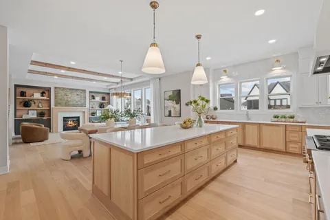 $1,895,000 | 16820 46th Avenue North, Plymouth, MN 55446