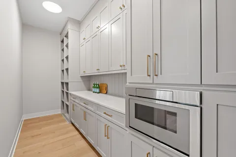 $1,895,000 | 16820 46th Avenue North, Plymouth, MN 55446