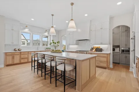 $1,895,000 | 16820 46th Avenue North, Plymouth, MN 55446