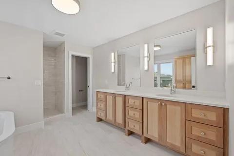 $1,895,000 | 16820 46th Avenue North, Plymouth, MN 55446