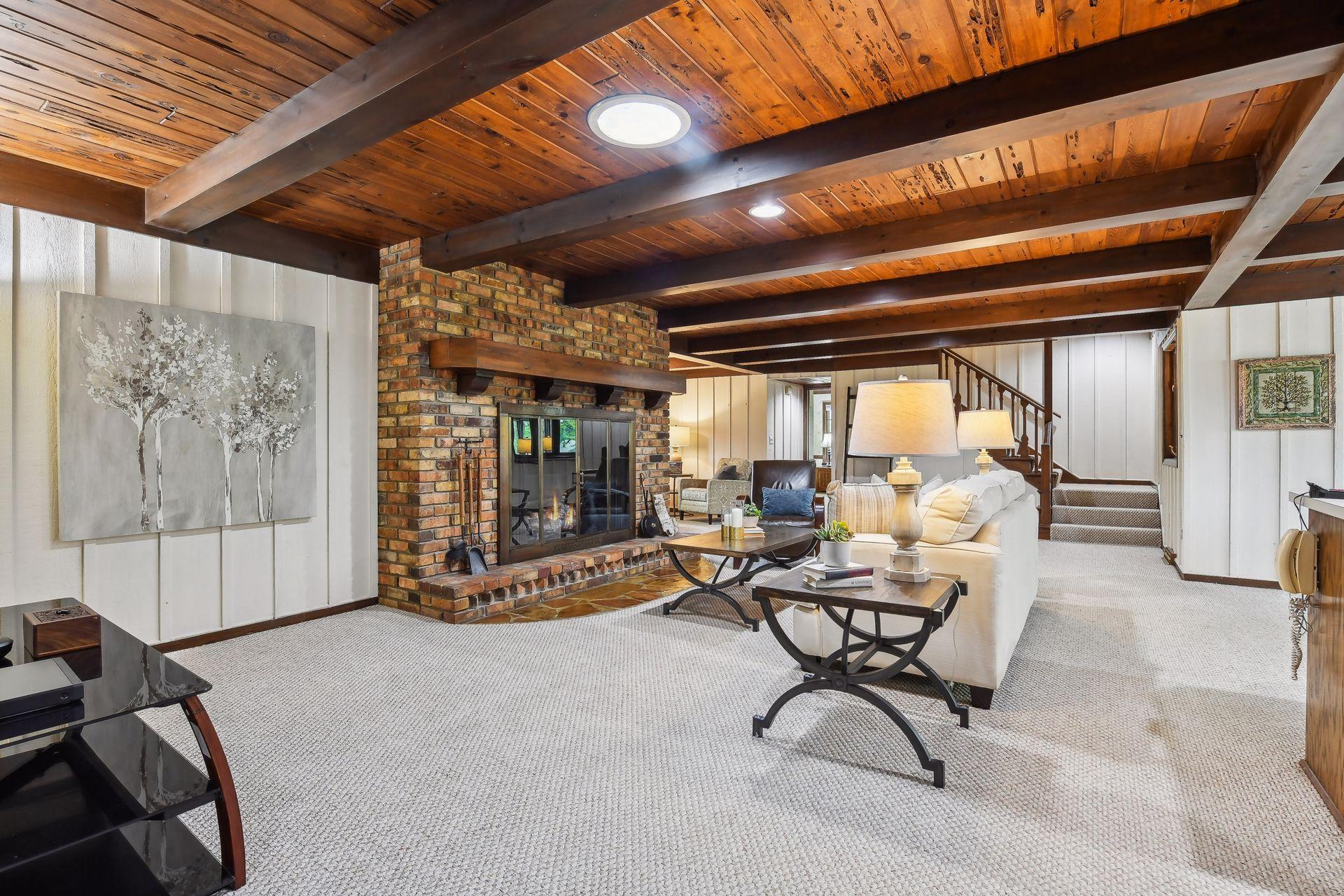 7848 Bavaria Road Victoria, MN 55386 - Photo 3 of 43 Gallery Image 3