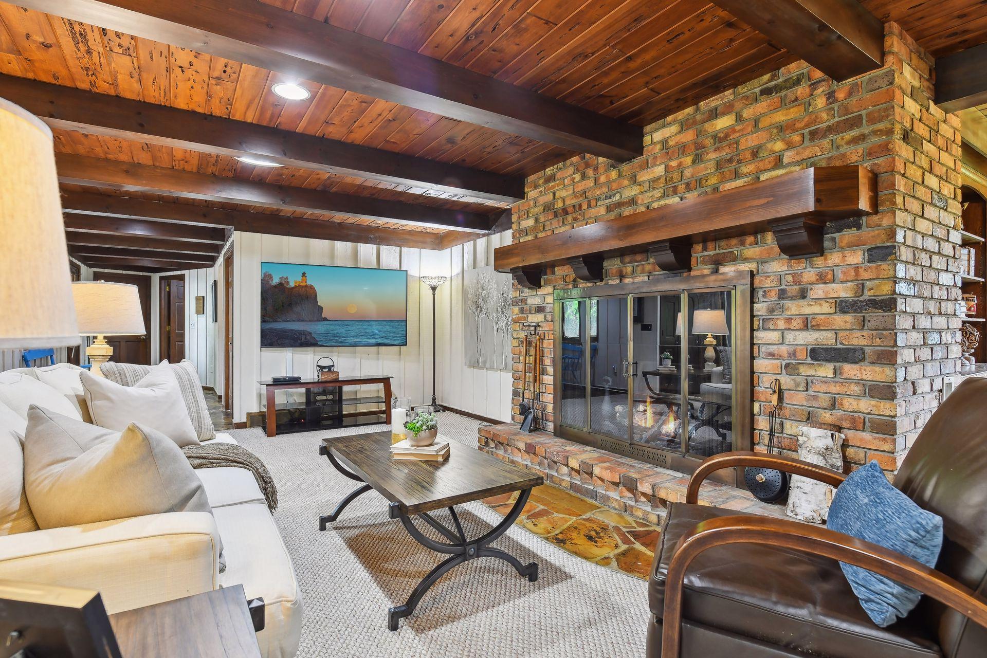7848 Bavaria Road Victoria, MN 55386 - Photo 4 of 43 Gallery Image 4