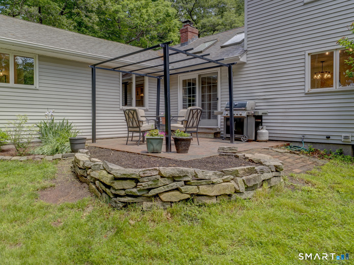 39 Woodhaven Road Glastonbury, CT 06033 - Photo 35 of 40