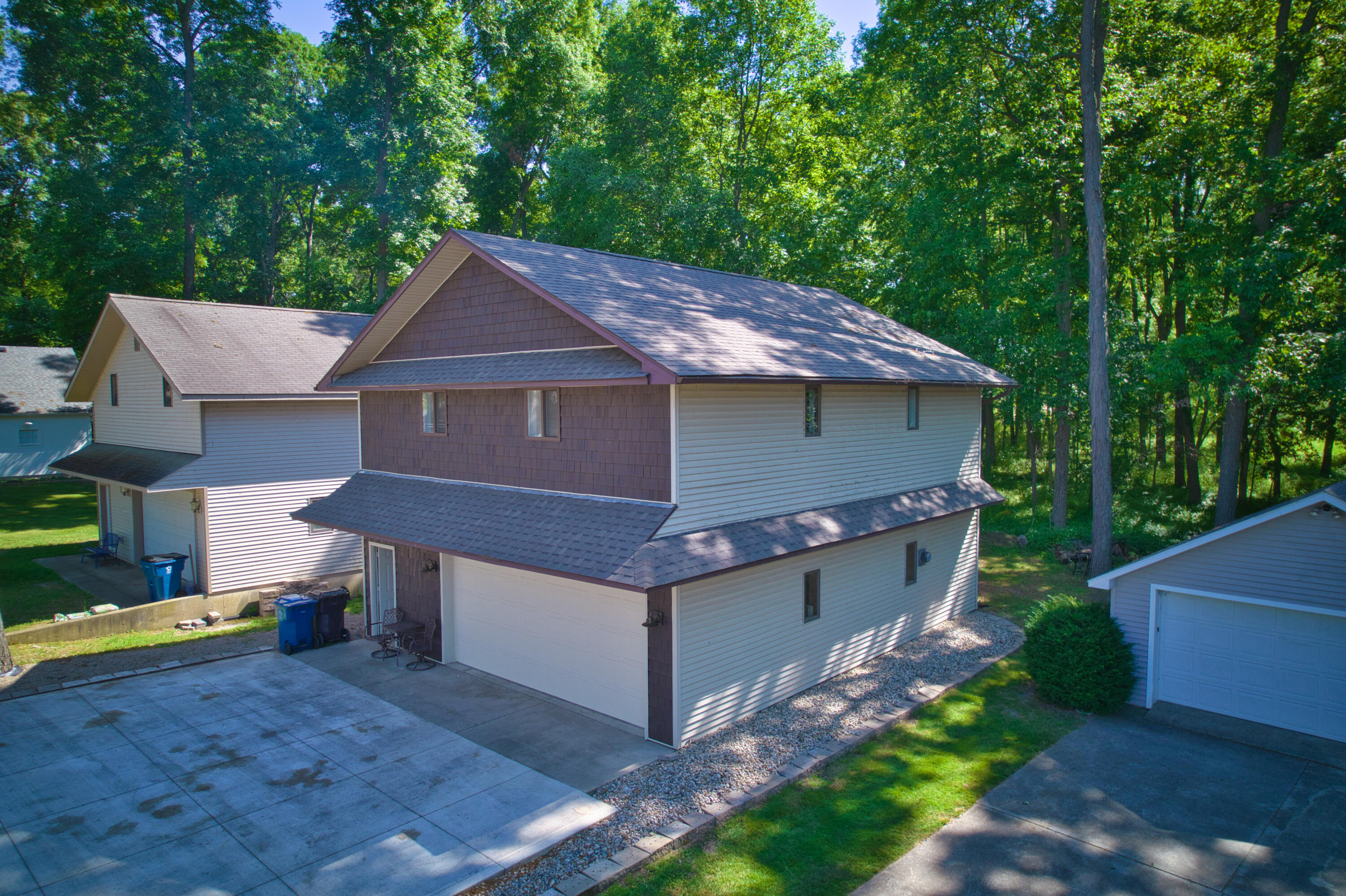 1049 Nipigon Beach Road Coldwater, MI 49036 - Photo 51 of 62 1049Nipigon_outdoors_0267