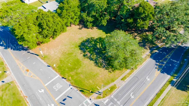 $275,000 | 3570 North 12th Avenue, Pensacola, FL 32503