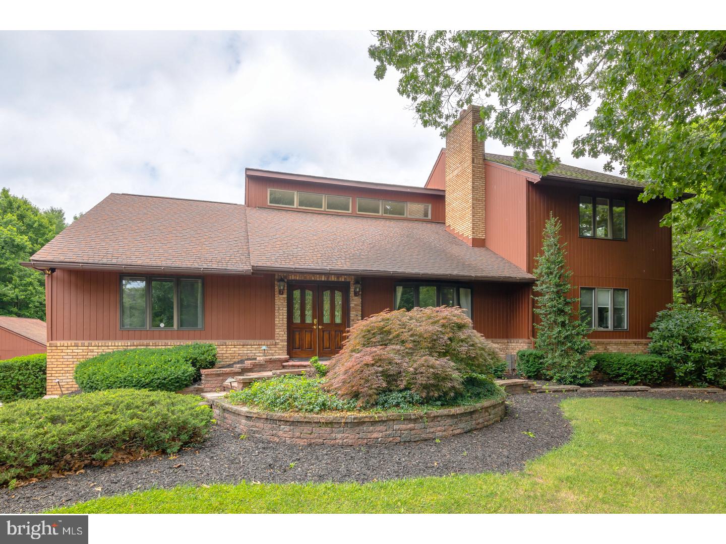 914 Davis Road Barrington, NJ 08007 - Photo 1 of 25 Exterior Front