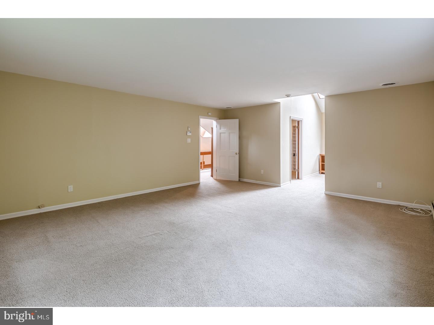914 Davis Road Barrington, NJ 08007 - Photo 15 of 25 Master Bedroom