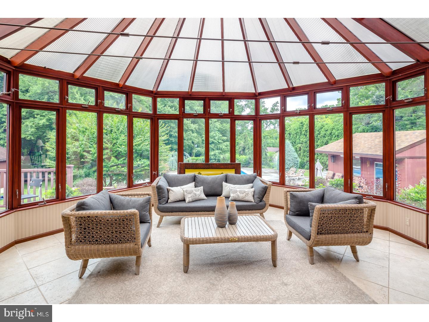 914 Davis Road Barrington, NJ 08007 - Photo 21 of 25 Sun Room