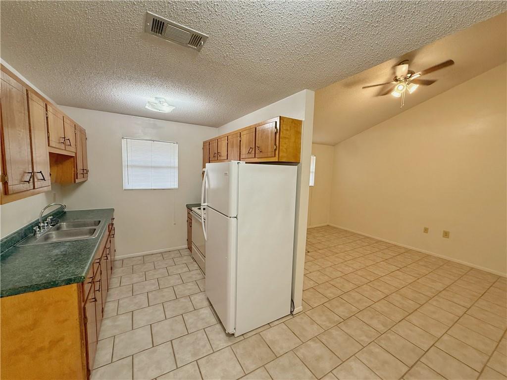 14568 Kohnke Hill Road, Unit 30 Hammond, LA 70401 - Photo 4 of 10