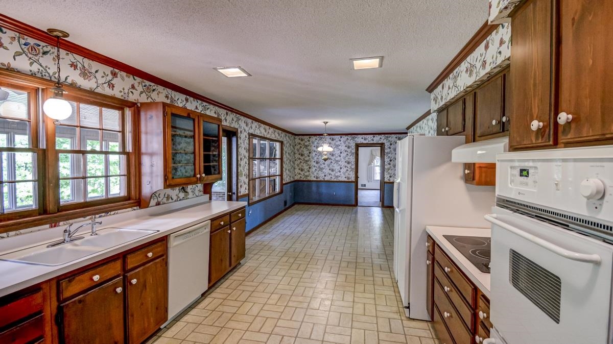 123 Riveredge Drive Moore, SC 29369 - Photo 10 of 35