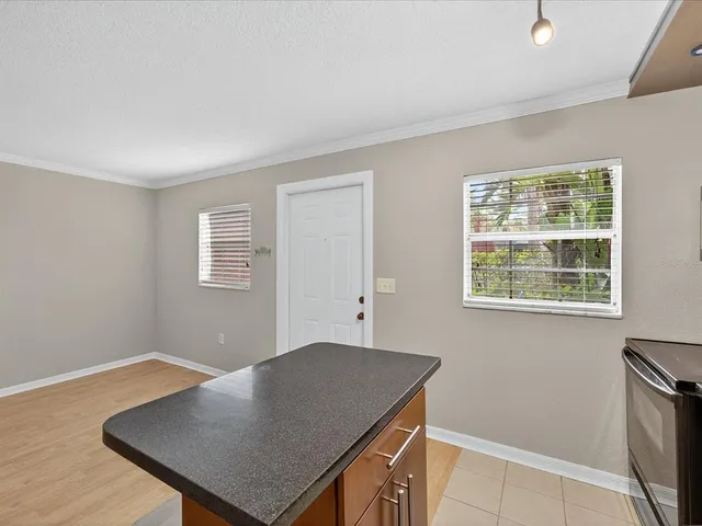 $1,575 | 2507 East Central Boulevard, Unit 21, Orlando, FL 32803