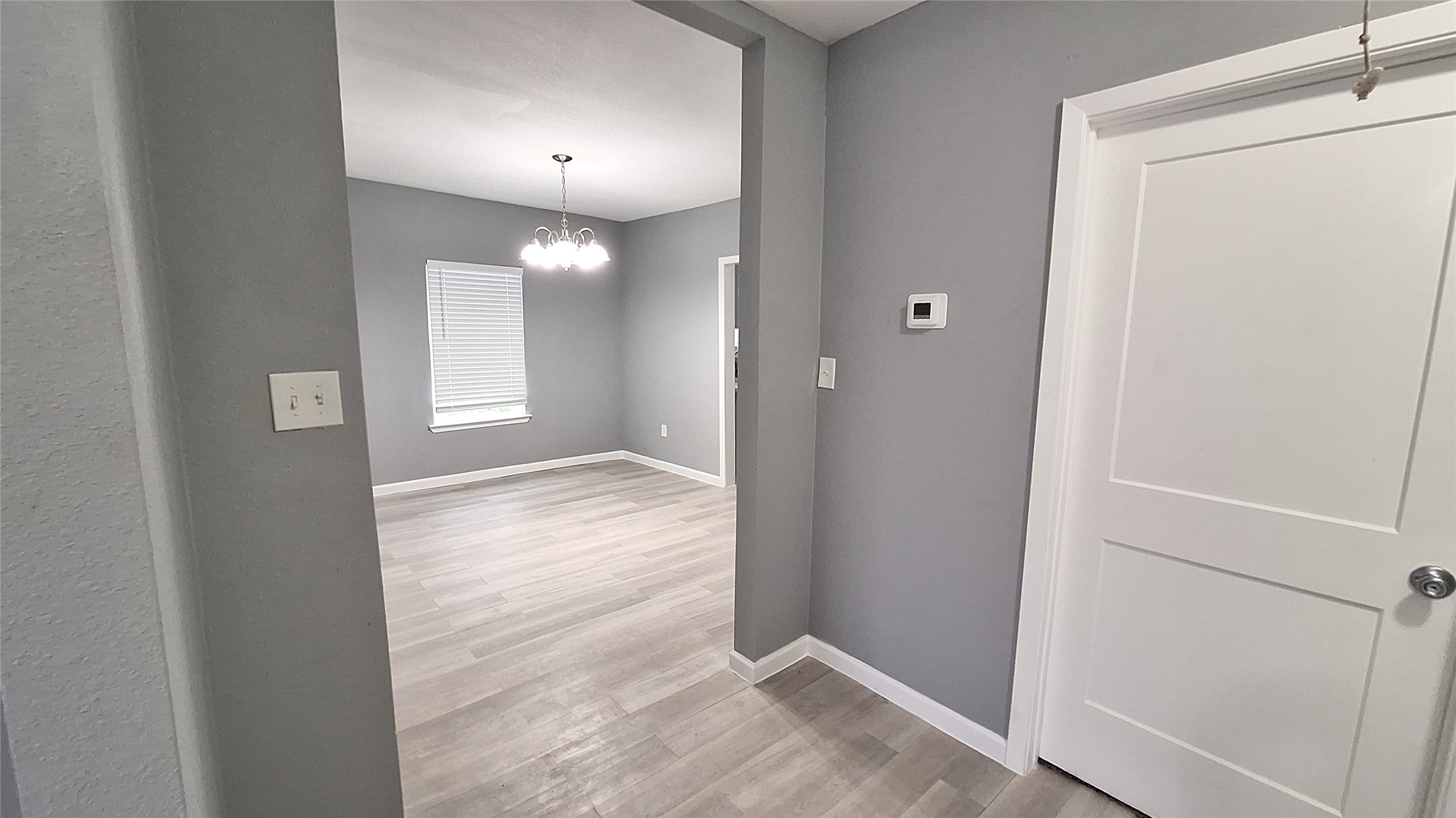 601 Armstrong Somerville, TX 77879 - Photo 5 of 28 a view of livingroom