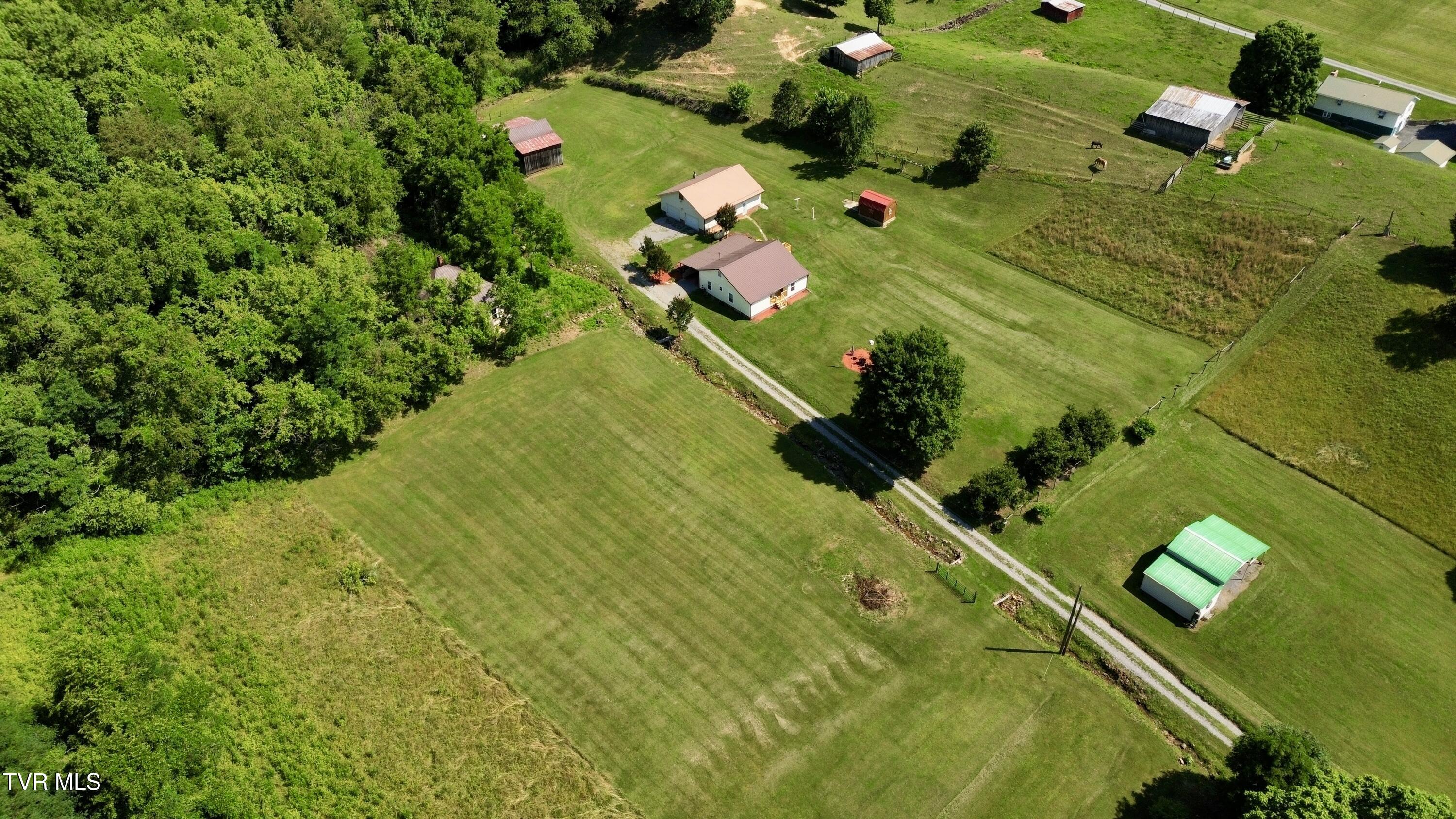 2575 Mendota Road Mendota, VA 24270 - Photo 15 of 57 dji_fly_20260422_202654_30_1782491908863
