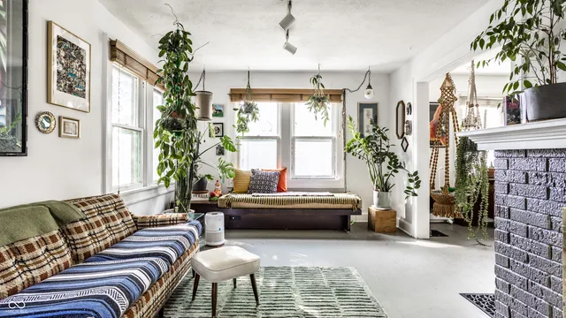 $289,000 | 4452 Winthrop Avenue, Indianapolis, IN 46205