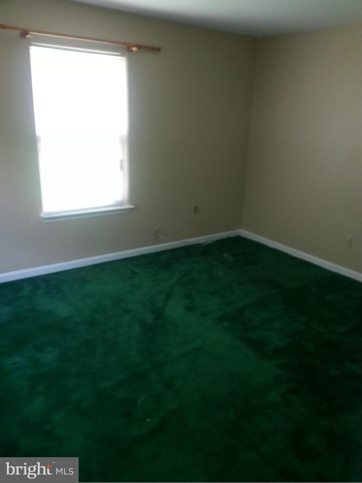 8210 Temple Hill Road Clinton, MD 20735 - Photo 4 of 12 Interior (General)