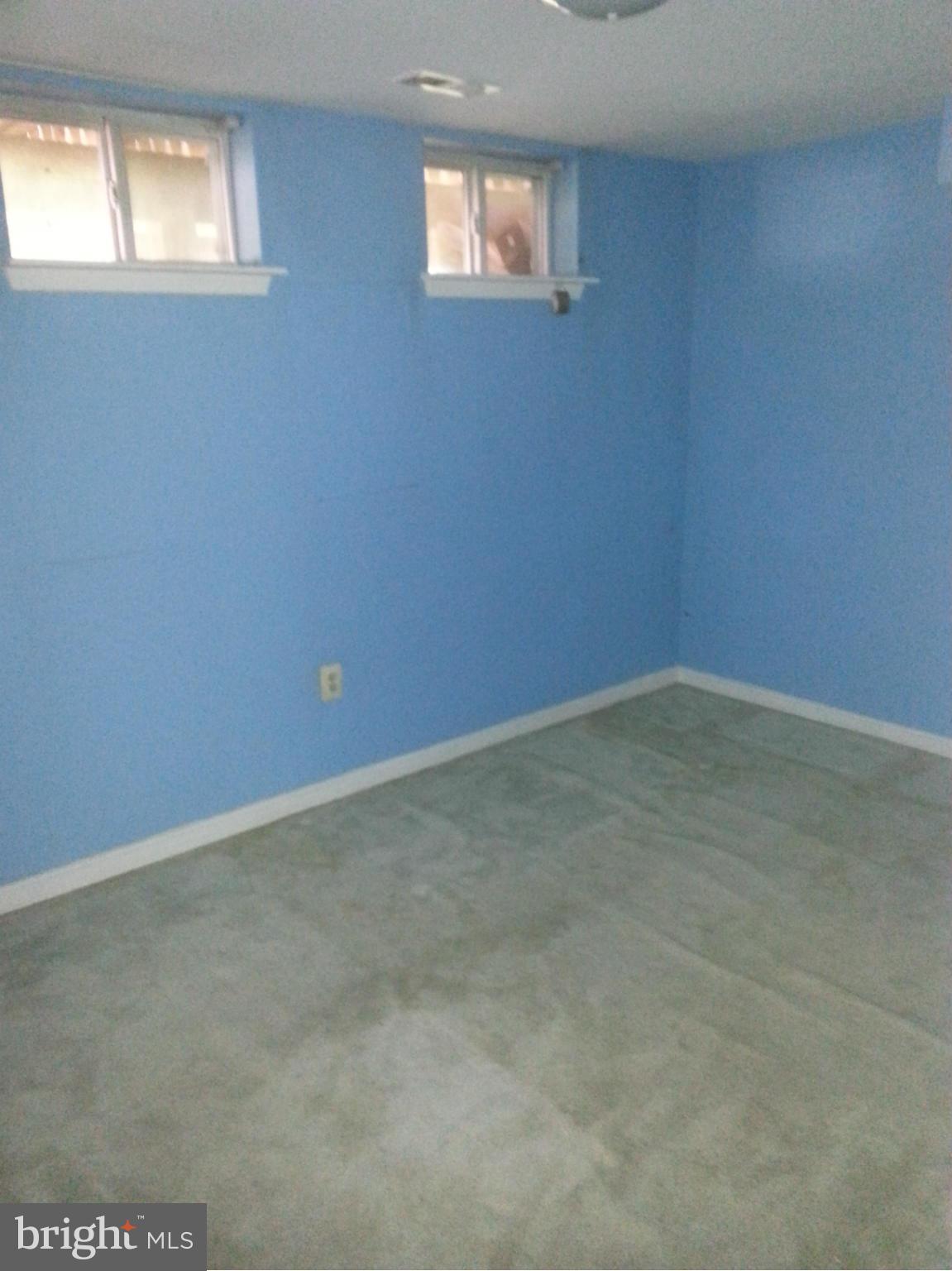 8210 Temple Hill Road Clinton, MD 20735 - Photo 8 of 12 Interior (General)