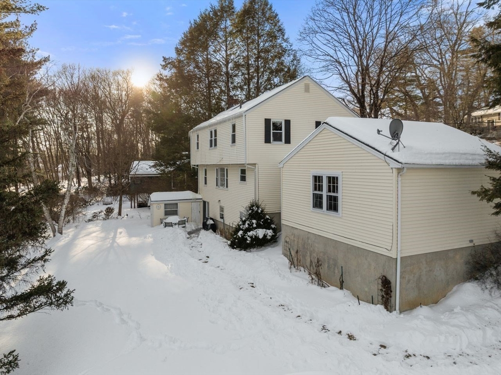 18 Seneca Drive Hudson, MA 01749 - Photo 31 of 42