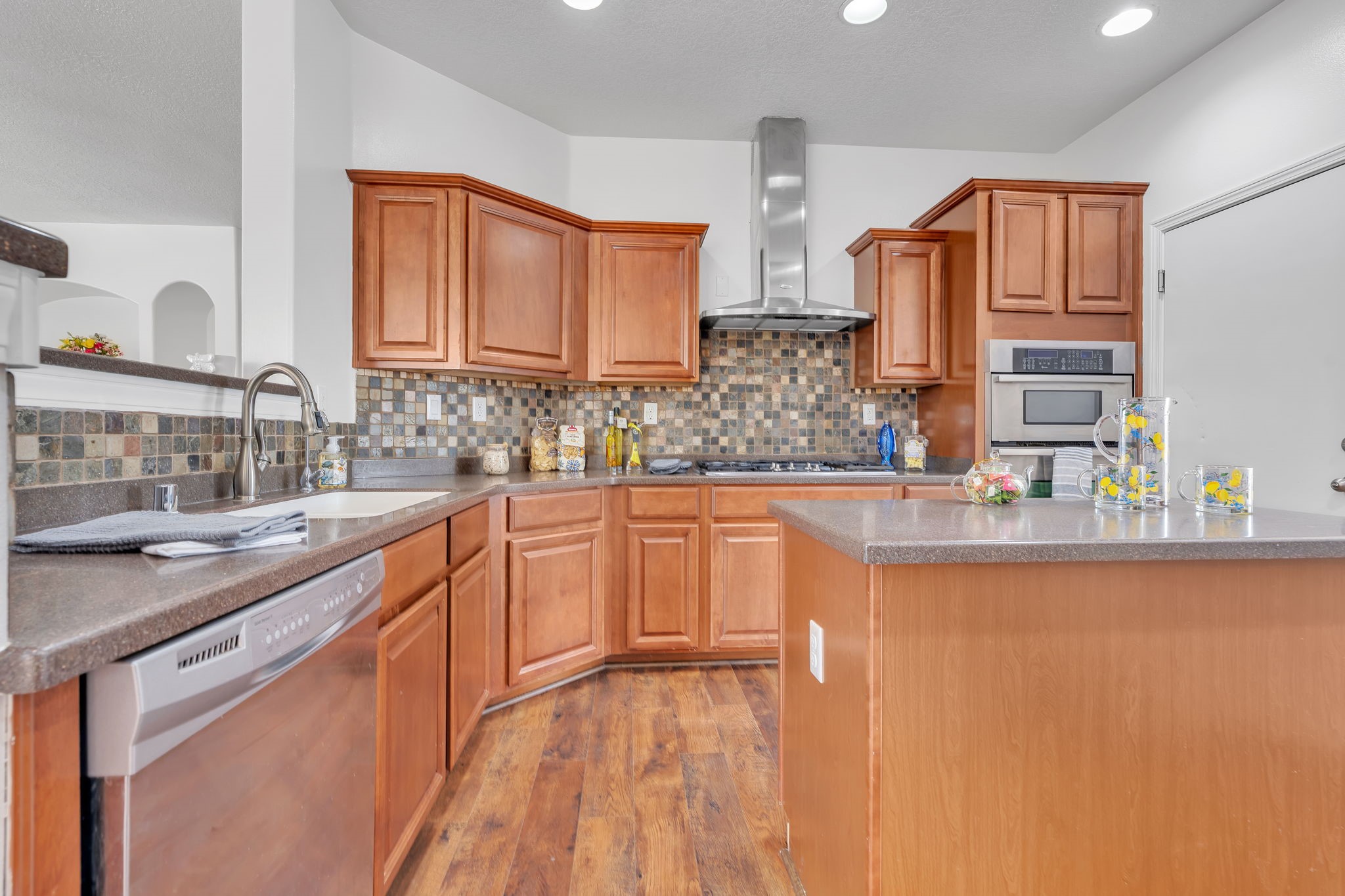 6914 Wrangell Loop Northeast Rio Rancho, NM 87144 - Photo 13 of 61 Ktichen