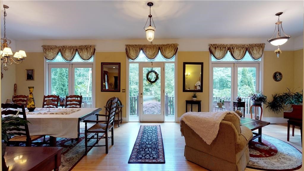 128 Log Road Smithfield, RI 02917 - Photo 3 of 32