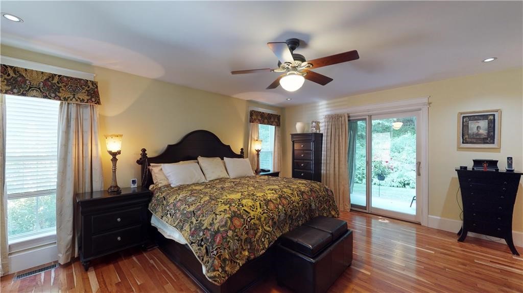 128 Log Road Smithfield, RI 02917 - Photo 8 of 32