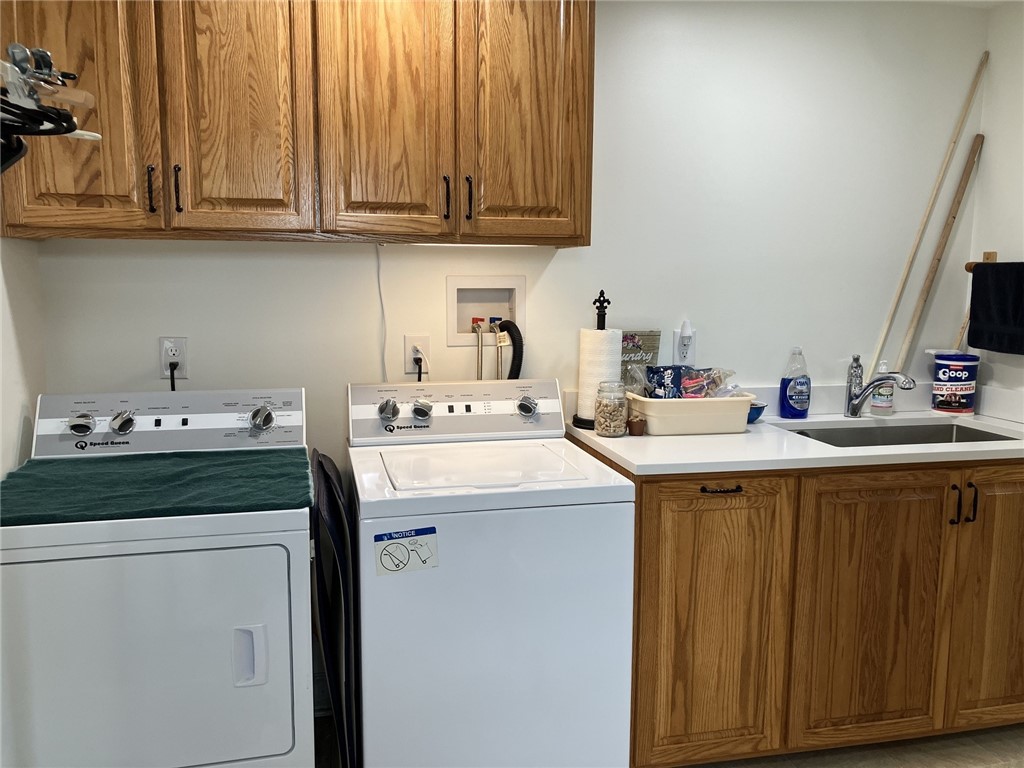 817 Whittier Road Ogden, NY 14559 - Photo 32 of 48 Laundry Room