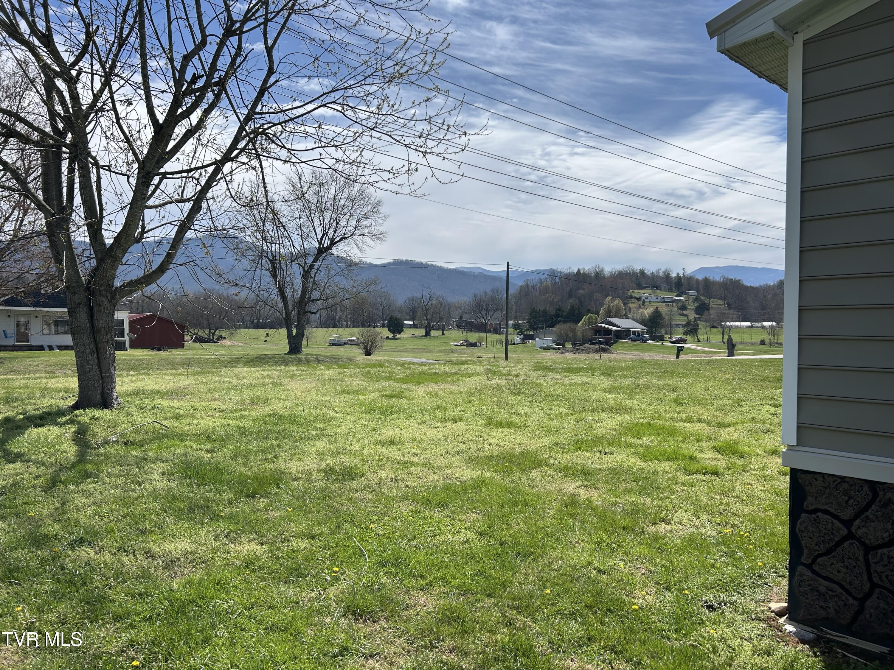 1861 Corby Bridge Road Chuckey, TN 37641 - Photo 3 of 41 IMG_4552