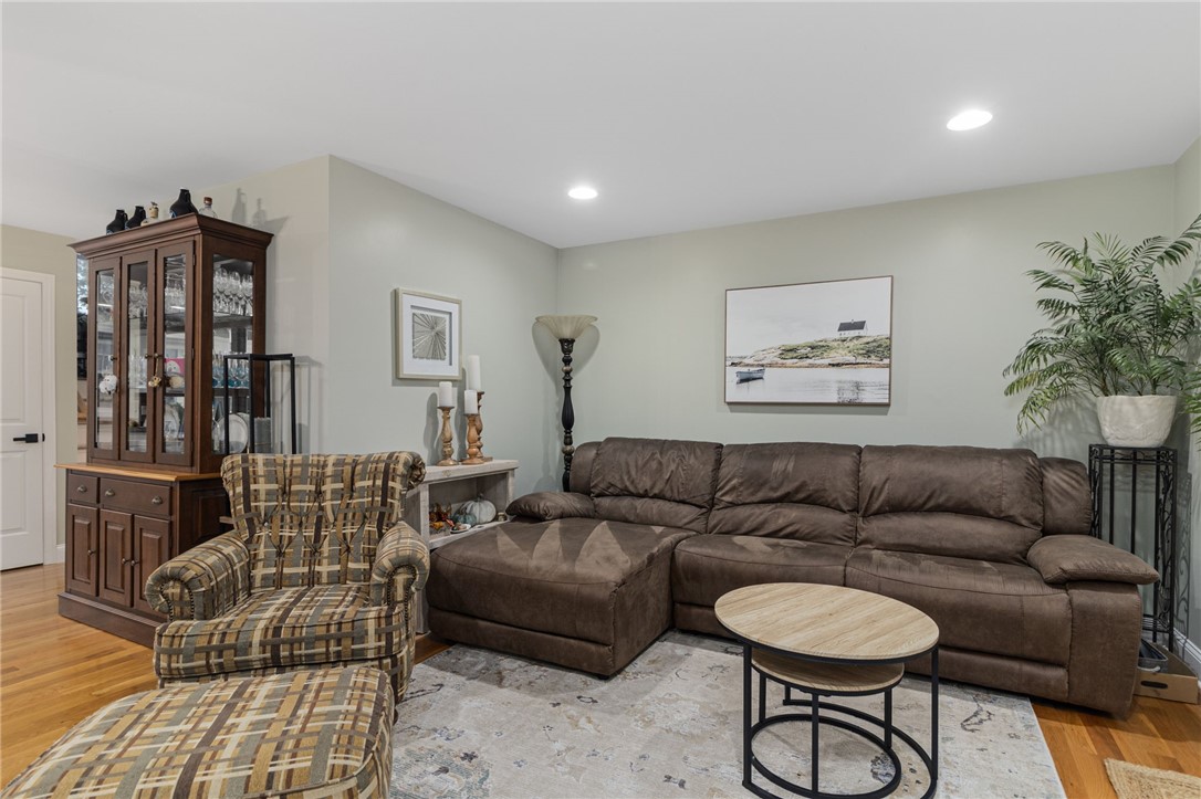 1209 Centerville Road, Unit 2 Warwick, RI 02886 - Photo 14 of 46