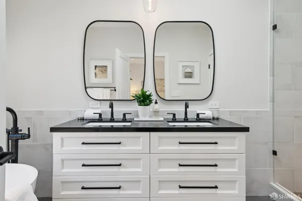 $2,495,000 | 484 Belvedere Street, San Francisco, CA 94117