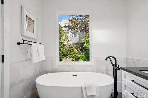 $2,495,000 | 484 Belvedere Street, San Francisco, CA 94117
