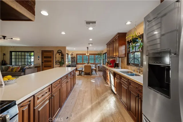 $2,295,000 | 5526 Fulton Avenue, Sherman Oaks, CA 91401