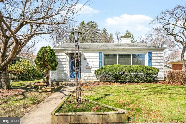 $1,595 | 815 3rd Street, New Cumberland, PA 17070