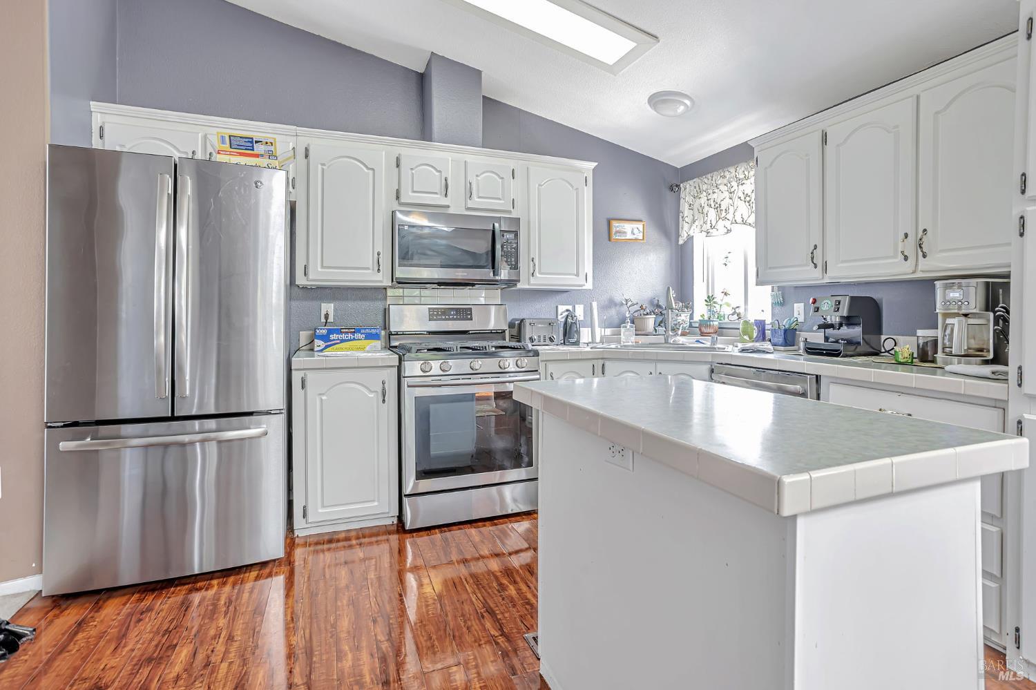 817 Corte Azul Rohnert Park, CA 94928 - Photo 11 of 41