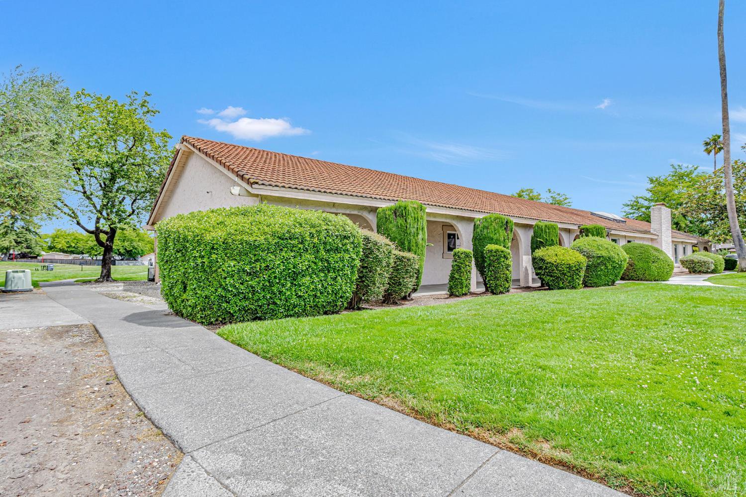 817 Corte Azul Rohnert Park, CA 94928 - Photo 37 of 41