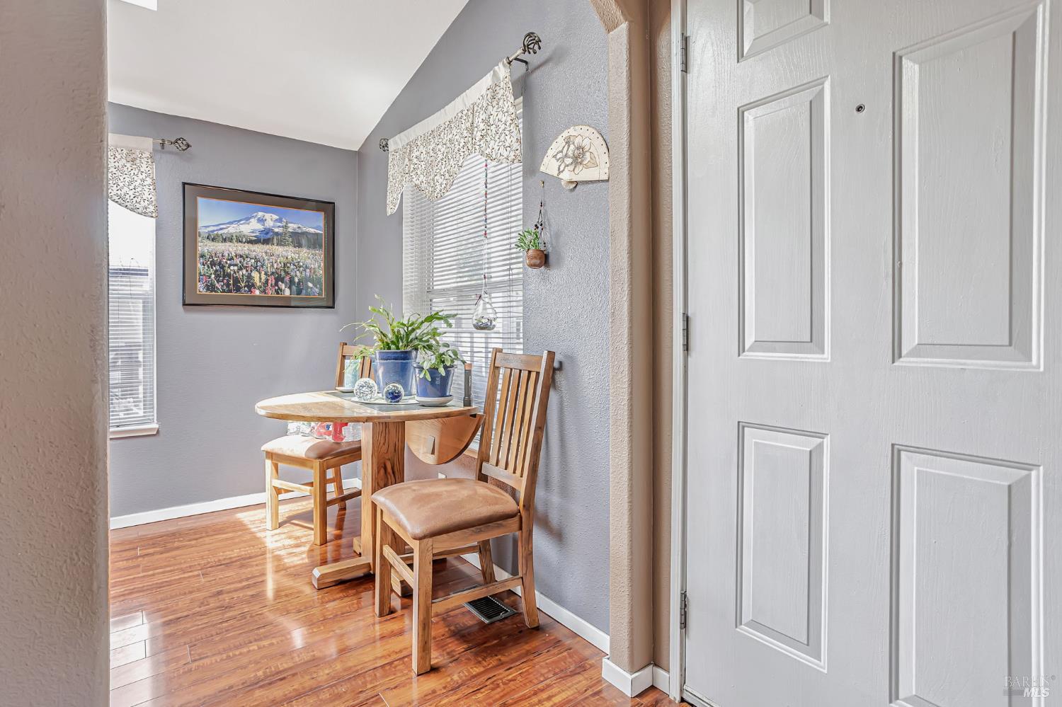 817 Corte Azul Rohnert Park, CA 94928 - Photo 7 of 41